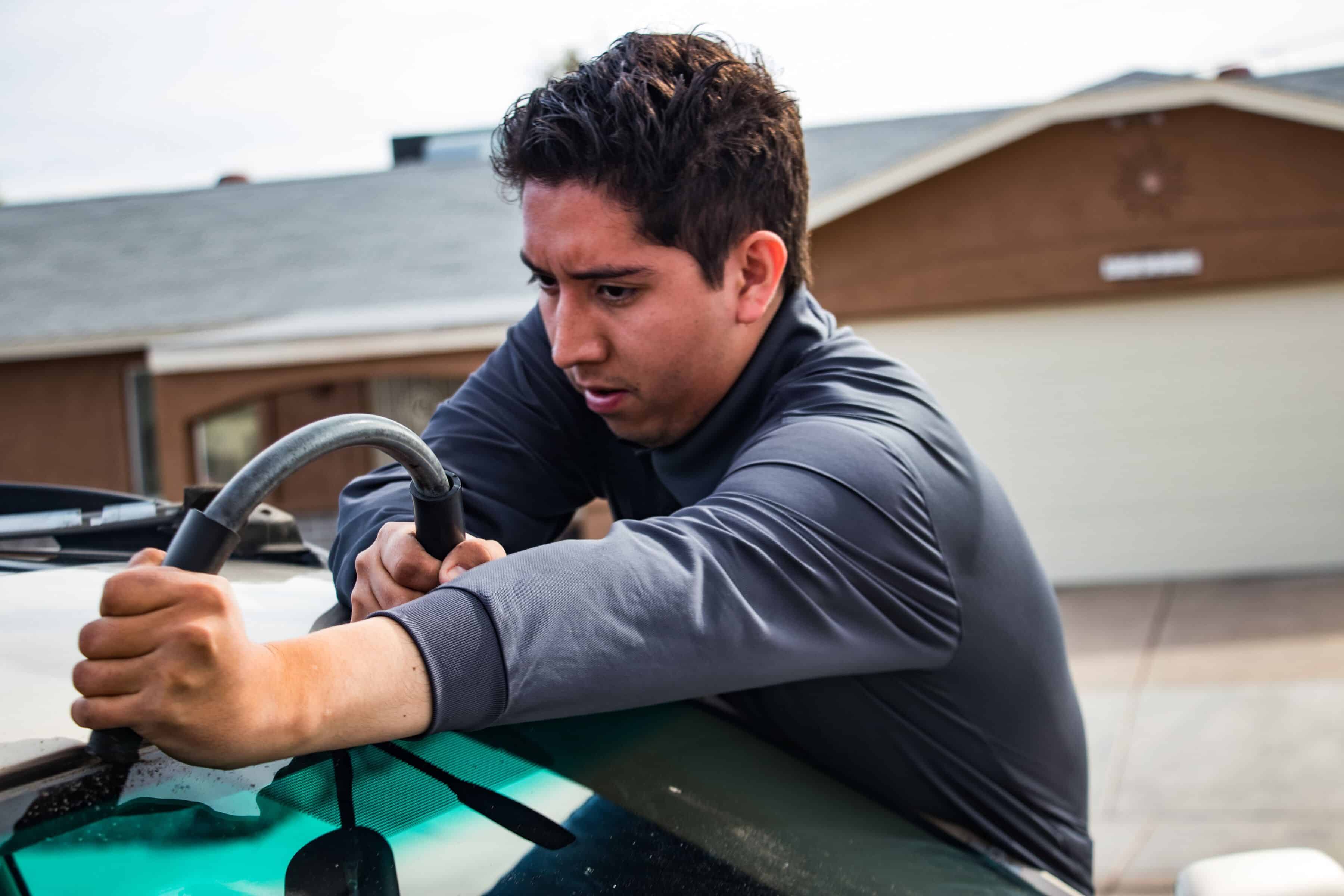 auto glass crack repair